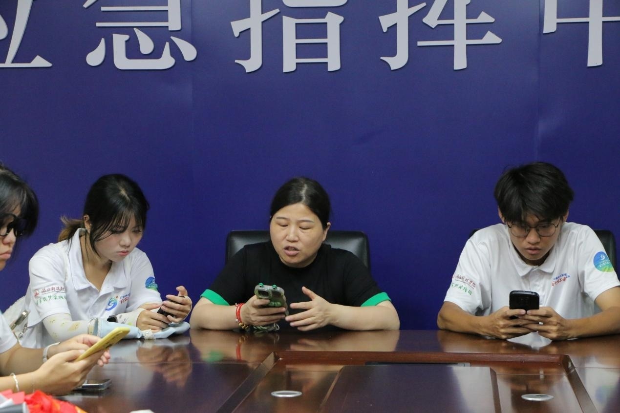 տ�ƌW(xu��)�ӡ������l(xi��ng)�������E���l(xi��ng)��̤�̶��w