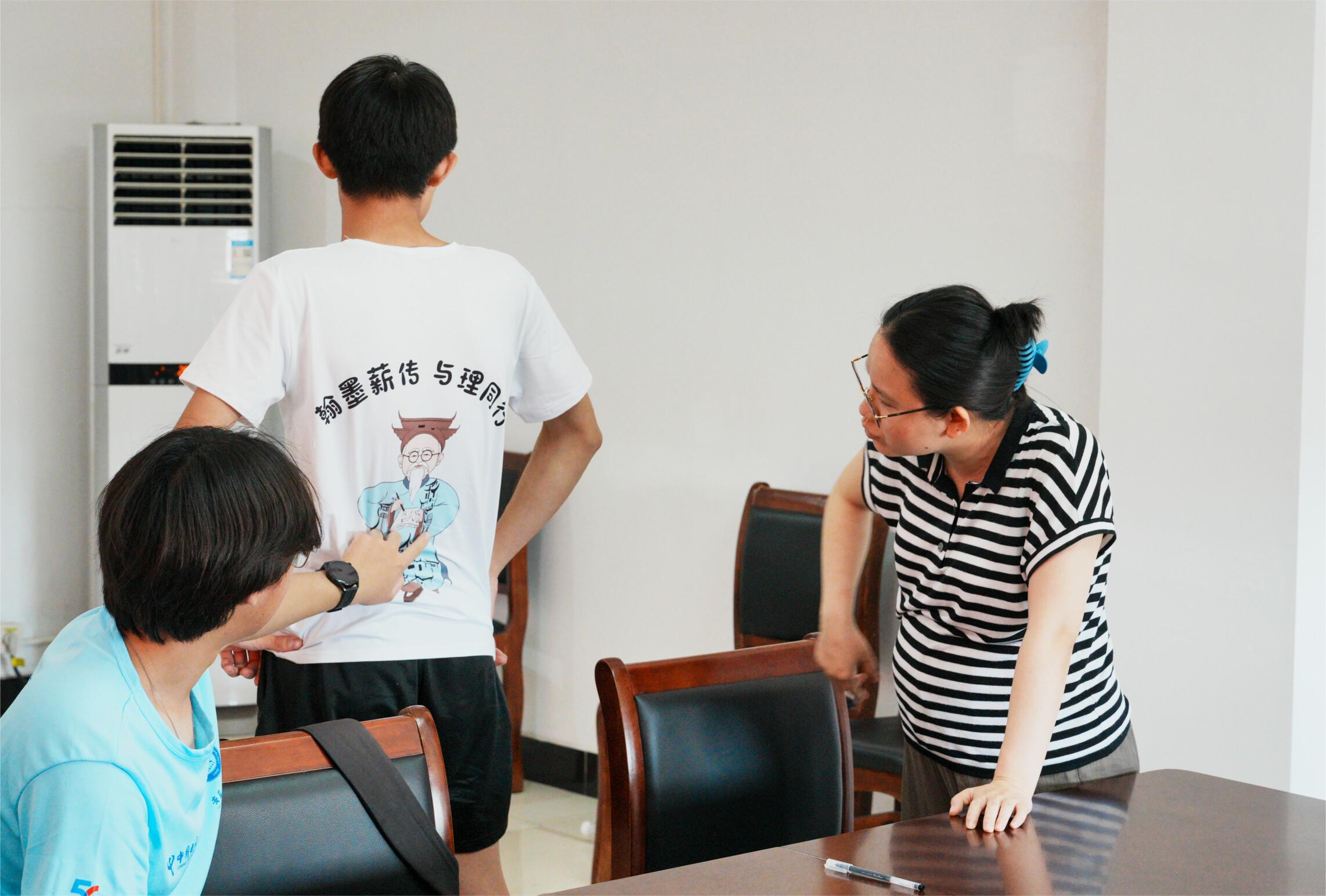 ���M�e����̽���l���Ļ����d֮·