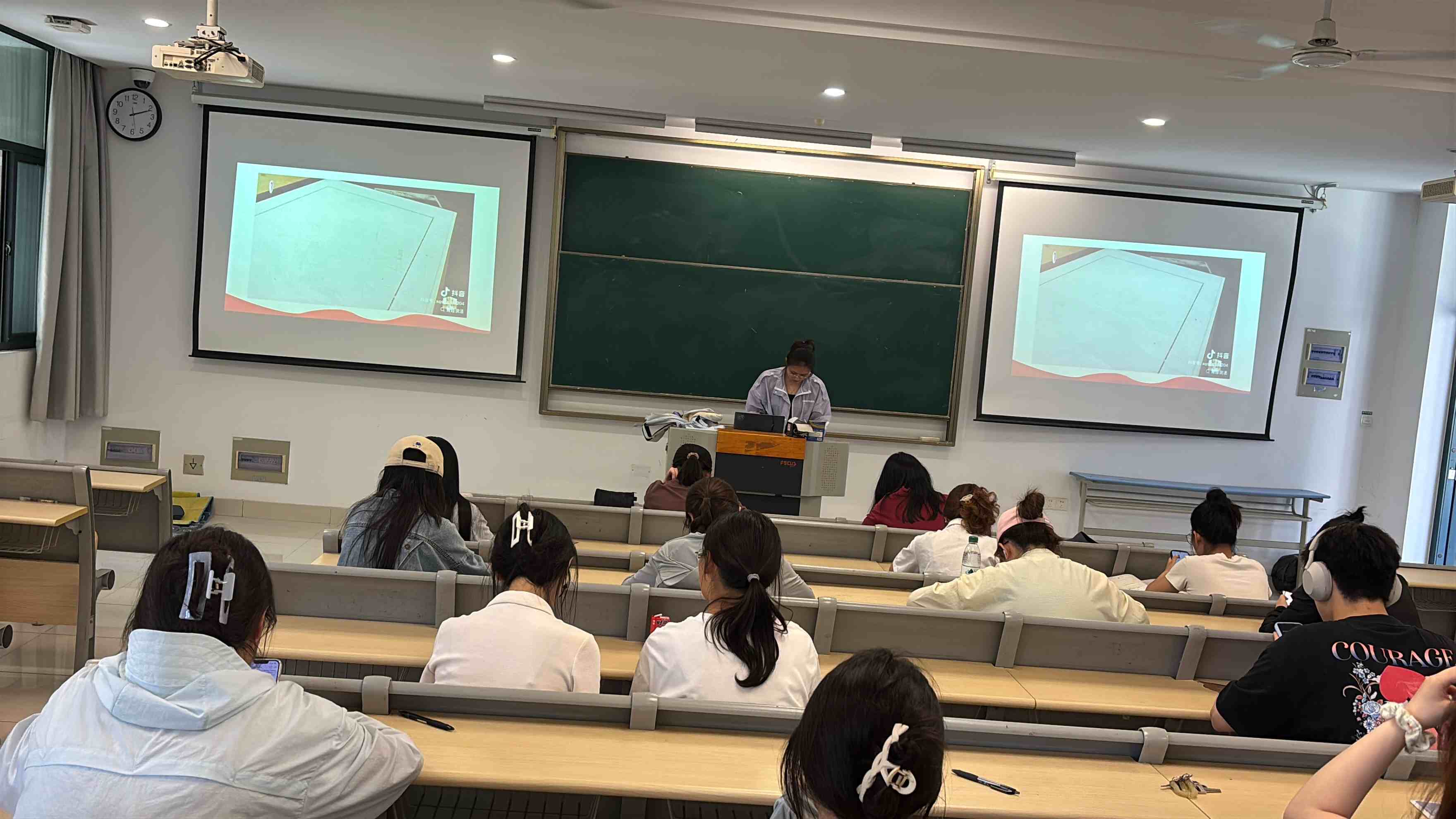 �ഺ�c����ͬ�С����_չ���}�F�ջ�Ӻ�P���ξ���