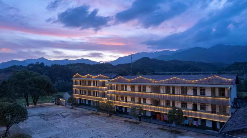 ���^�q�µ��������������֌W(xu��)�����Ļ���(chu��ng)���x���l(xi��ng)��