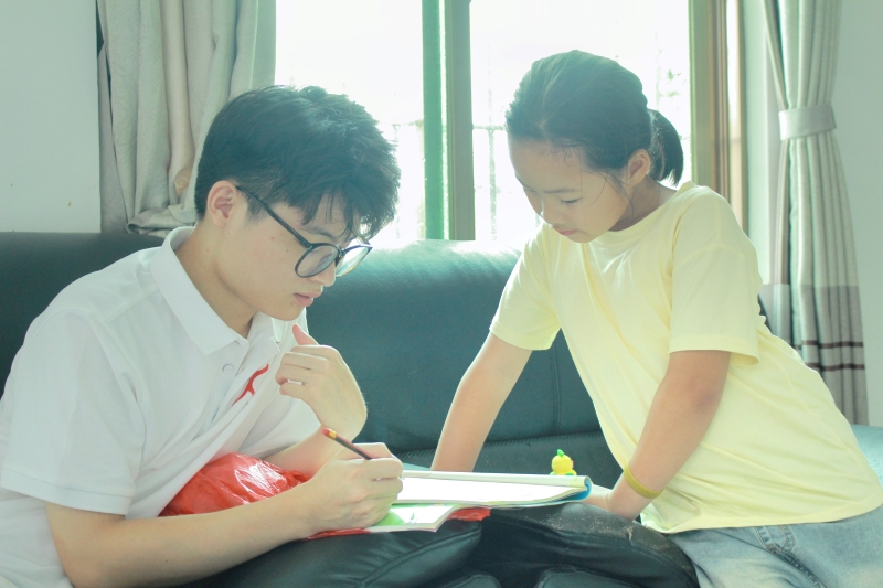 ����ǧ�f��ͻ���ح�V�|ؔ�Q�I(y��)�WԺ�����桱���^�M��ǧ�f�����г��������d