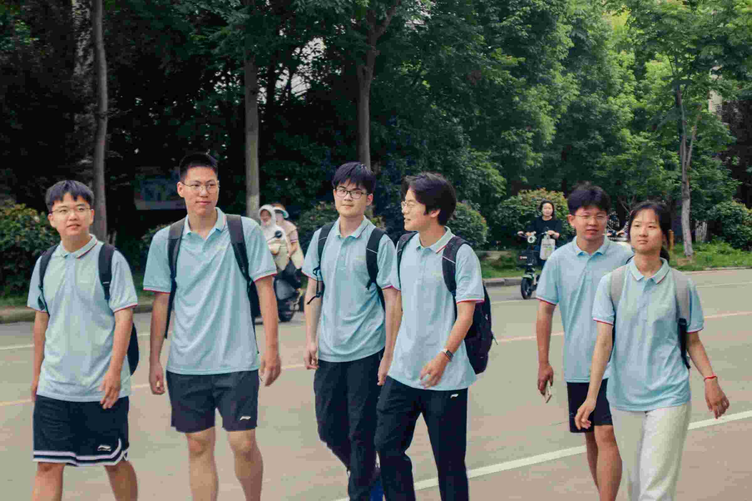 ����ǧ���ٌ��`��У��������lչ