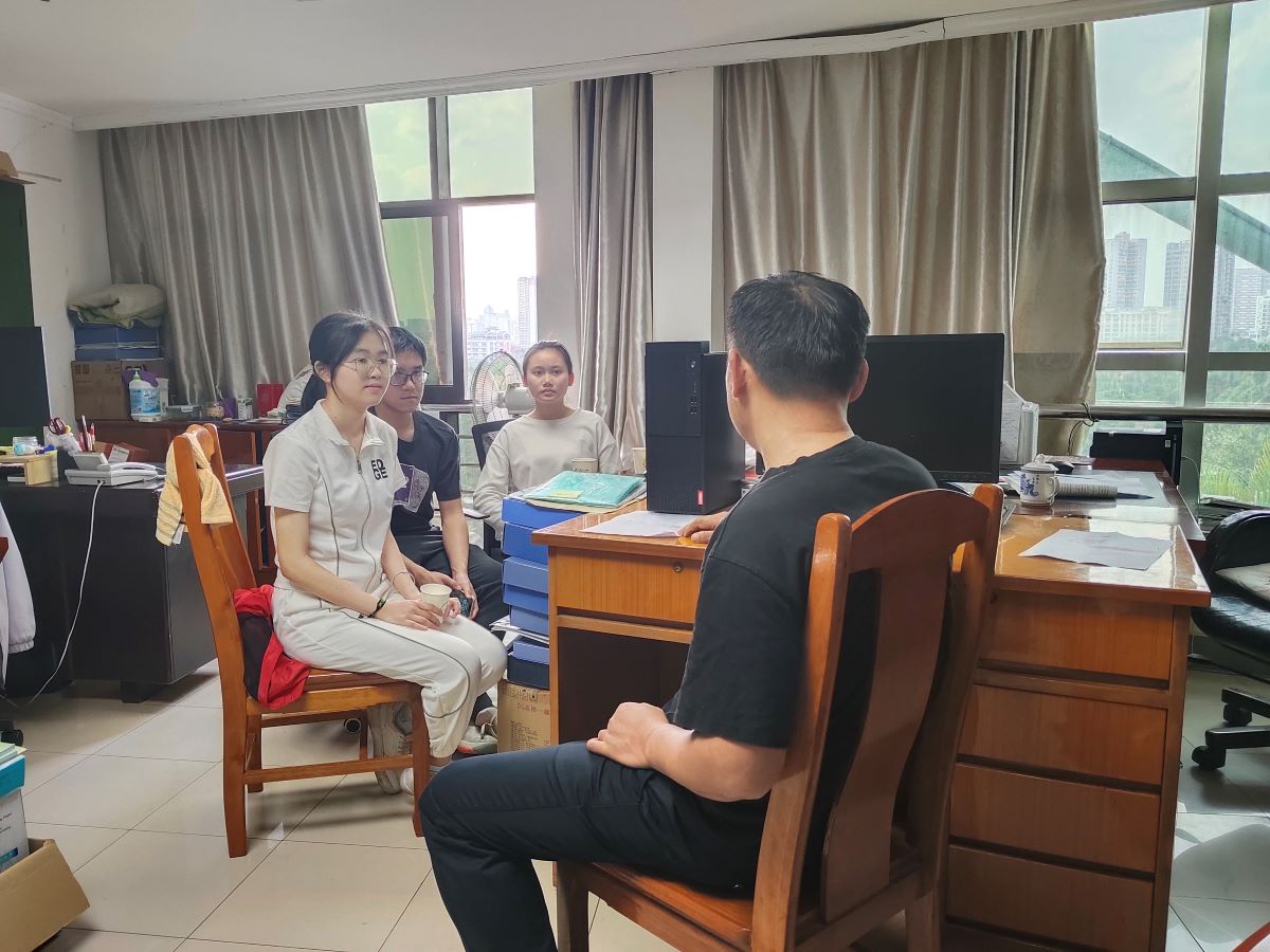 ���ա����´��{�ЈF��ɏV���{��