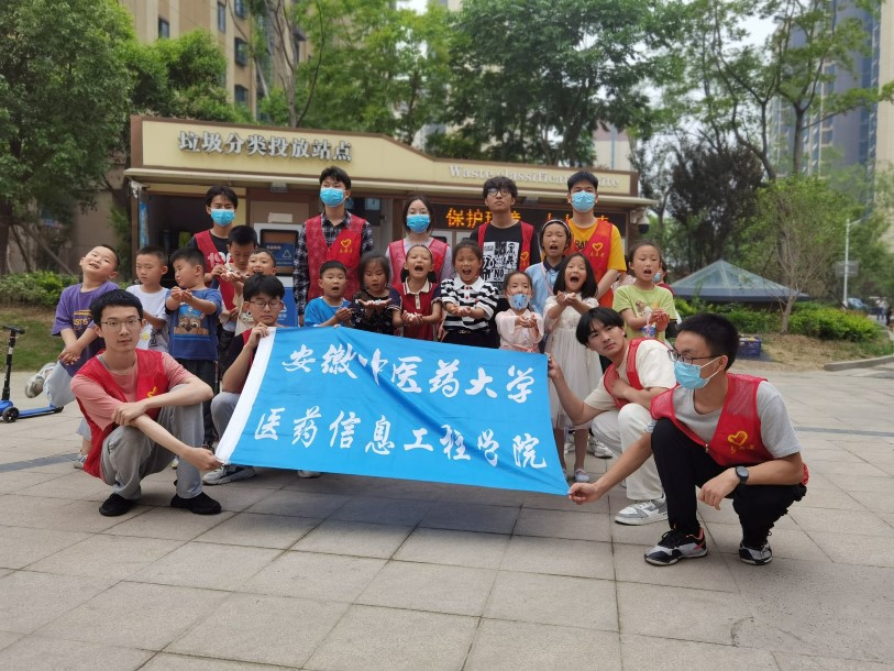 �D���ӈA�M�Y����־Ը��ͬС���т���Ӱ���