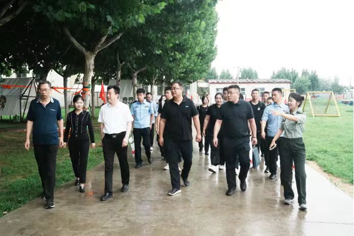 �����l(xi��ng)�����շ������M(j��n)�n�ã����o(h��)�ഺ����L(zh��ng)