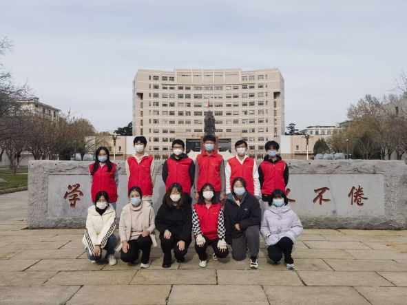 ����ӷ�����չʾ��W���L��