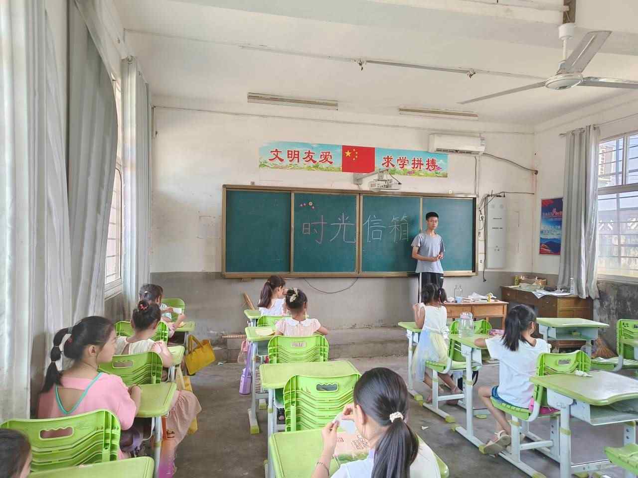 ���Ϲ��I(y��)��W(xu��)���W(xu��)�����W(xu��)Ժ���(hu��)���ڌ�(sh��)�`������������(m��ng)��С���(du��)�����r(sh��)����������룬�ǉ�(m��ng)����ָ·��