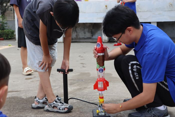 ���ϿƼ���Wܛ���WԺ��Сܛ����־Ը���ՈF֧��꠸��R��С�W�_չ��ɫ֧�̻��