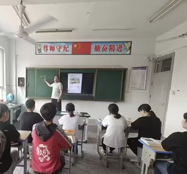 ����������W(xu��)־Ը�������Єӣ��c�ɳ��ؽ̌W(xu��)���������L�cϣ������·�v��