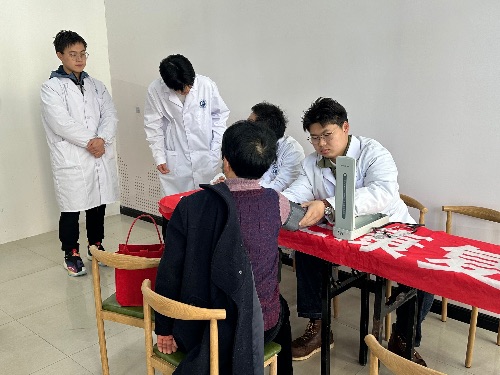 �������tˎ��W��W�����͌W���M��^�x�\ȡ�ÈA�M�ɹ�