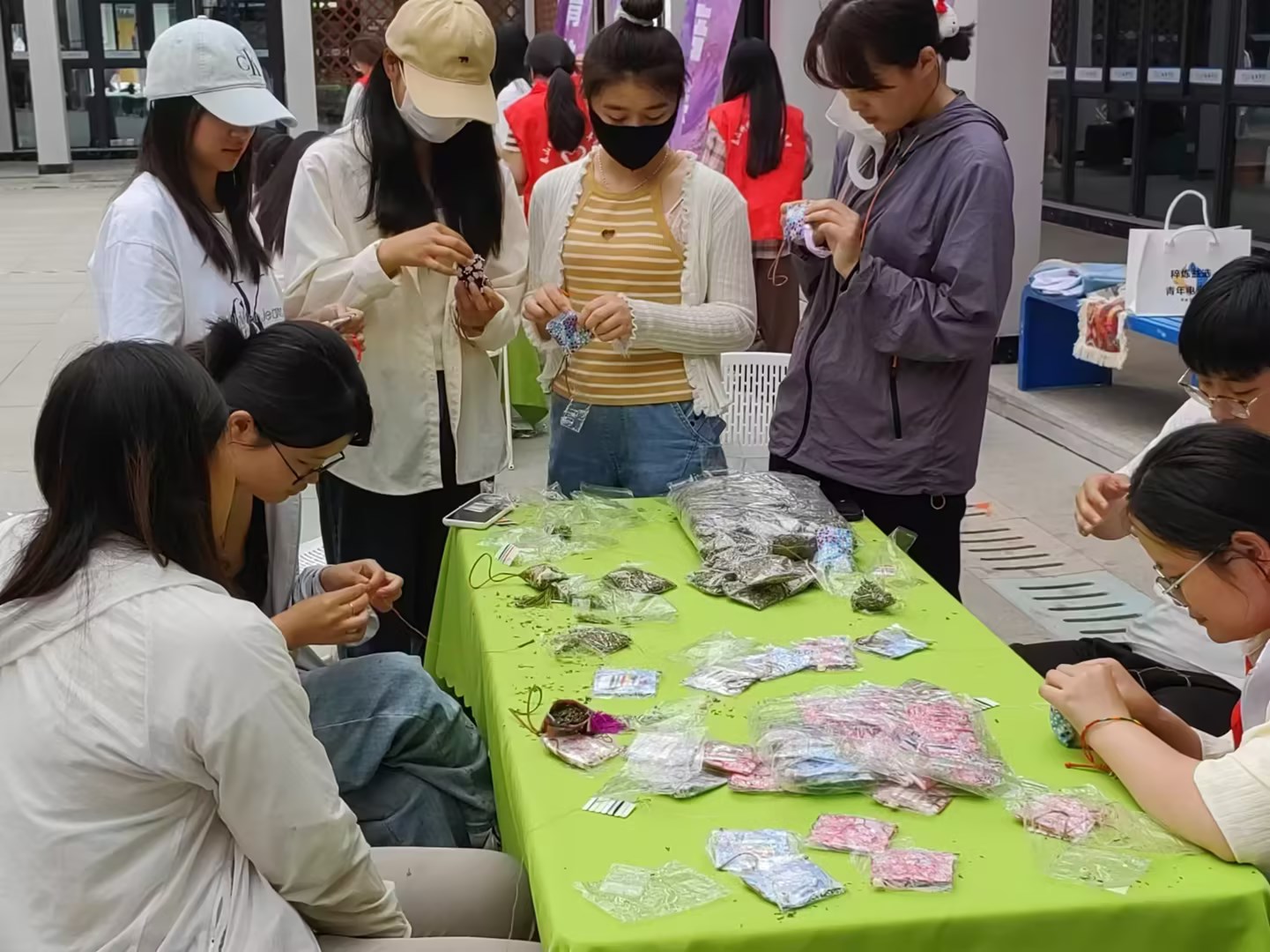 �������磬�Ļ��w�P