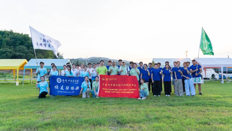 н�������ͽ��������������t(y��)ˎ��W(xu��)�x�\�F(tu��n)���M(j��n)�Ї�(gu��)������С�(zh��n)