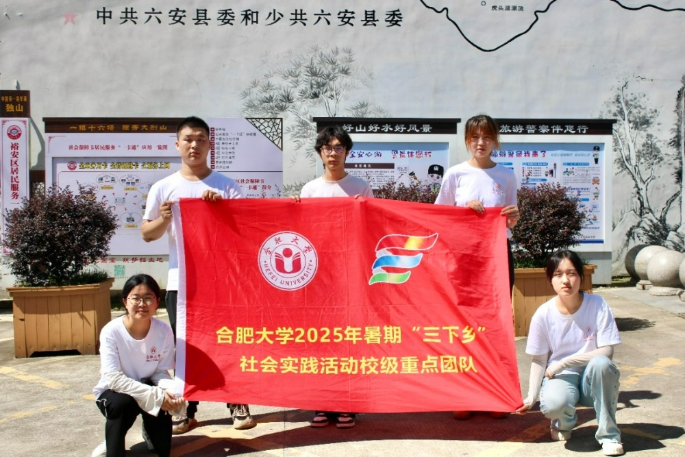 ���E��ɽ�tɫ�꣬�s�mѪ�}���³� �����Ϸʴ�W���������l������`�{�нM���M������ɽ��_չ�����{��