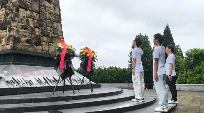 ���A��W(xu��)�W(xu��)���س�̽���tɫ���} �Ԍ��`�T���ഺ����