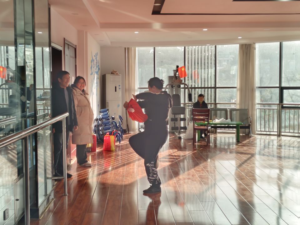 Ư���q�£�������飺����̽�L��Ư�����������