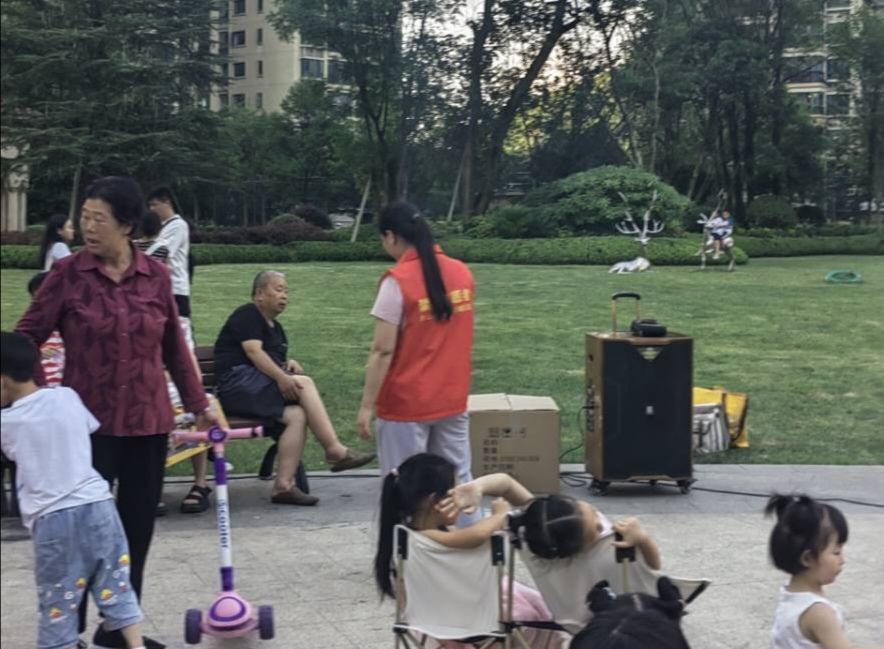 ���M(j��n)���L(f��ng)���ף���P(y��ng)�r(sh��)�����L(f��ng)