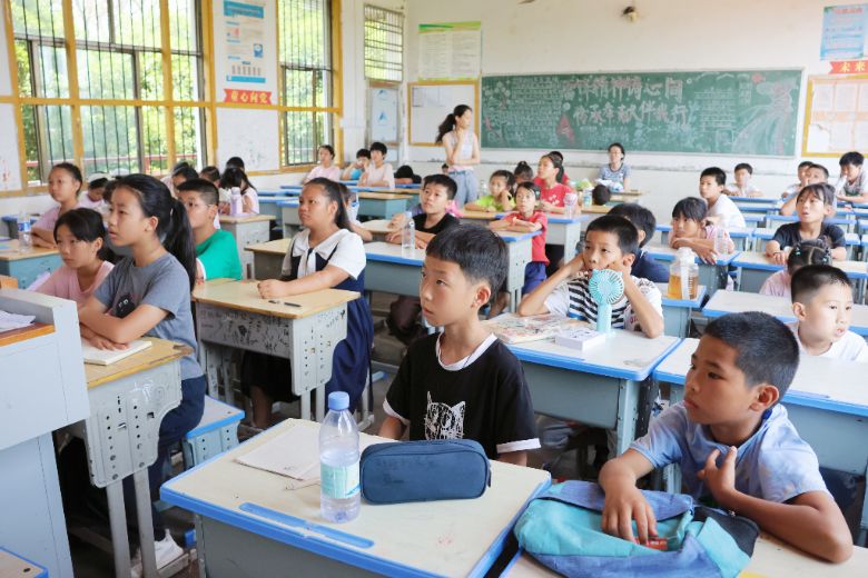 ���ώ�����W��������WԺ���o�B�I�����˘���ЌW�_չ�������c�������}����