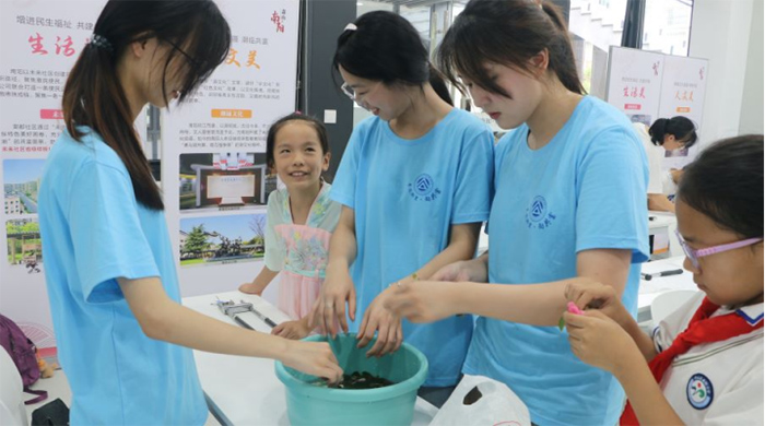 ���L��ꖡ�ͯ������(m��ng) �ǅR�����R��