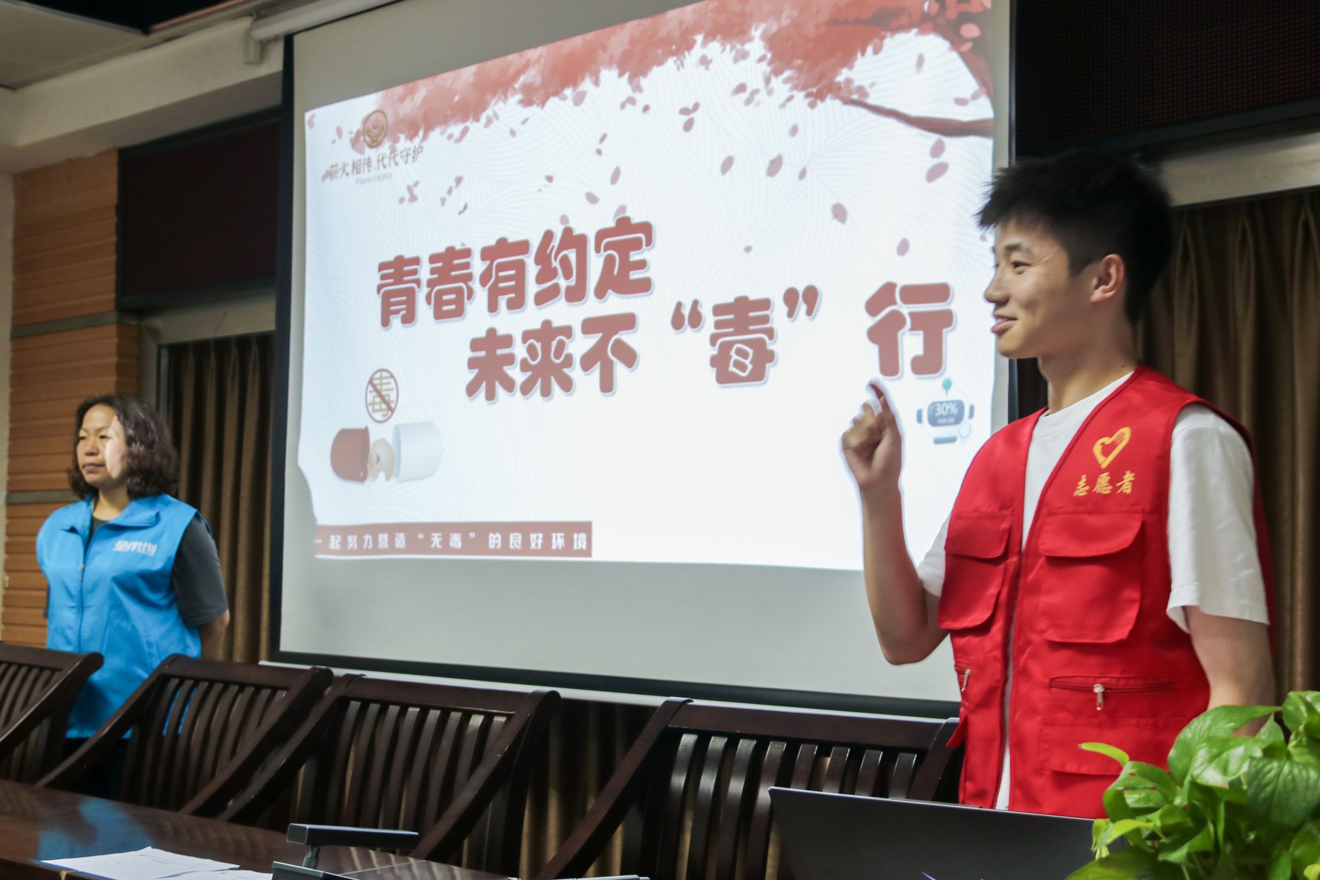 ��н������ �������o�����`����ڽ������v