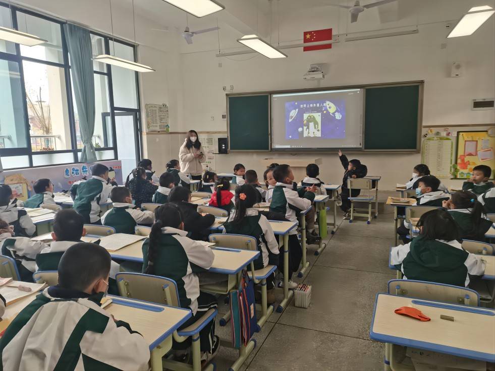 �D1 ��С���ώ����n��