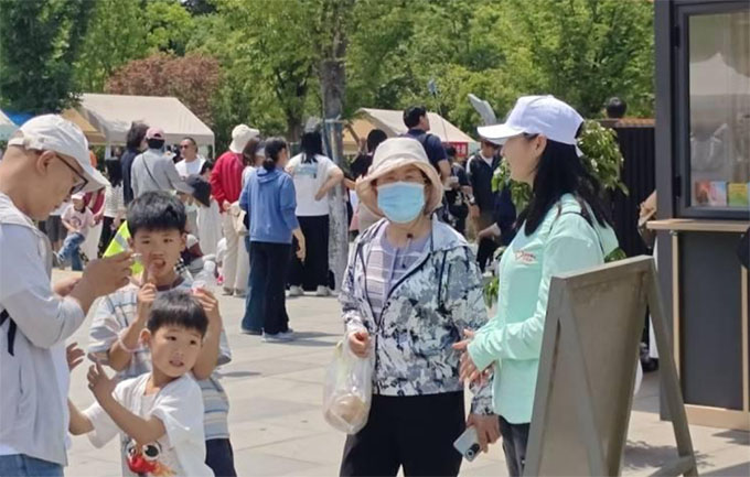 �V��W�Ӹ����ݡ���һ��֮�s������־Ը�V�ഺ�A��