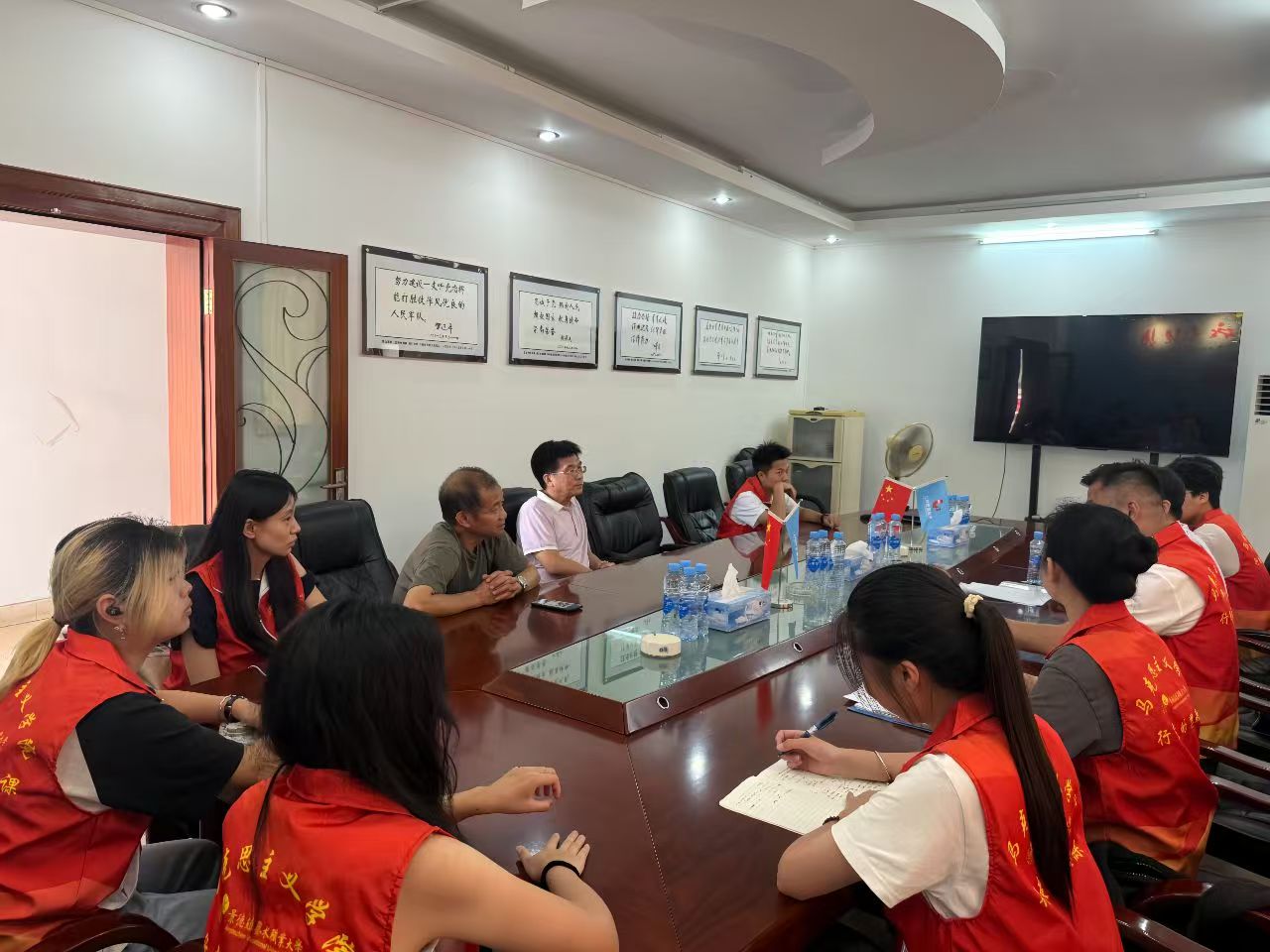 �Vұ֮��ӳ����  �tɫ���E�Z�ഺ�����������(zh��n)ˇ�g(sh��)�I(y��)��W(xu��)���Vұ֮�������С����`���һ�������_չ����������`