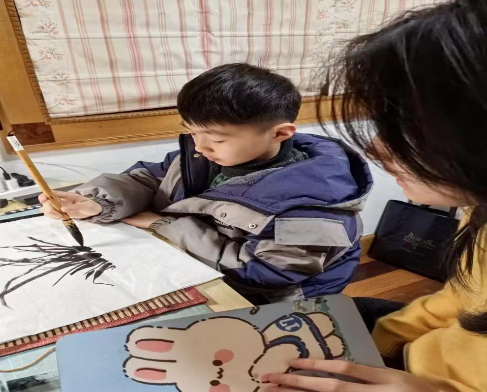 �����������T�쾫���Ϛ����fǧ�����V�������OӋ�WԺСΛρ�Є�־Ը�F��_չ�������ٴ��ˇ������־Ը���ջ��