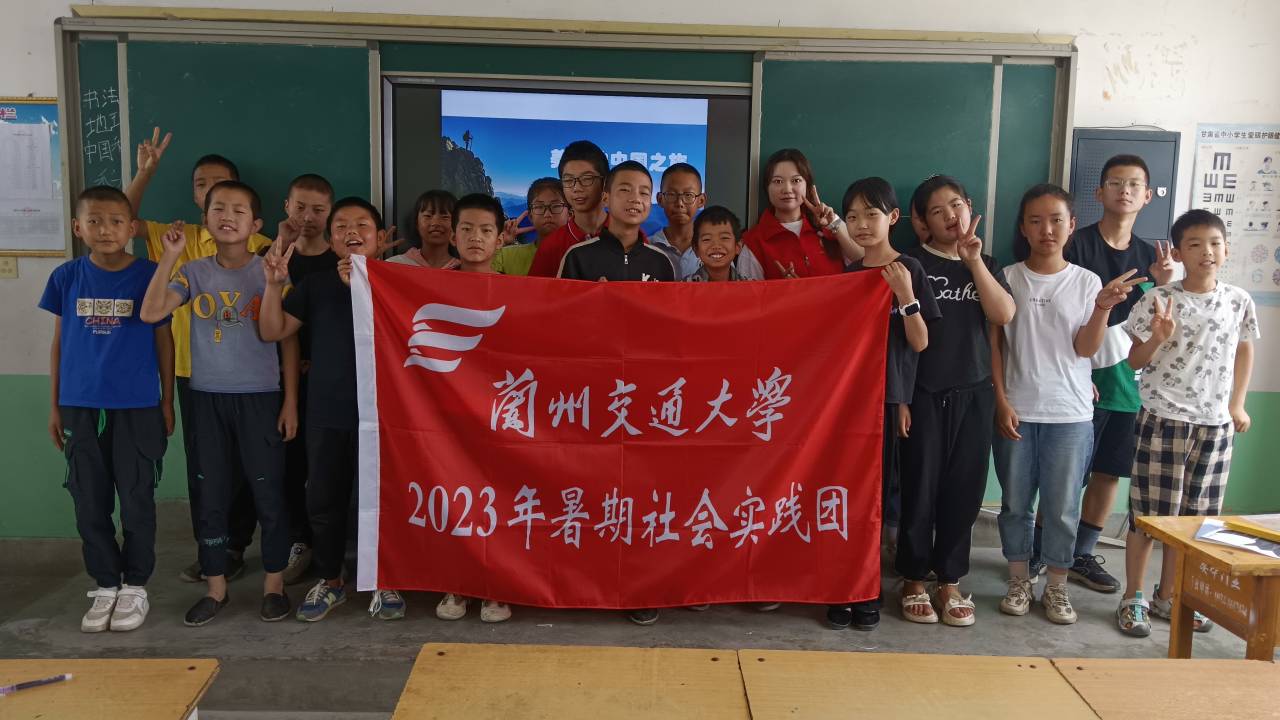 �m�ݽ�ͨ��W��ľ���̌WԺ��С�ࡰ�A�����̡�־Ը����(w��)��_չ�������|(zh��)����}�n��