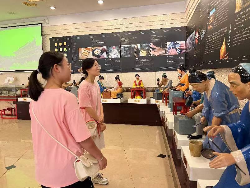 �������\���C�������ƴ�W(xu��)�ӵ��Ͼ����z�Ļ�֮��