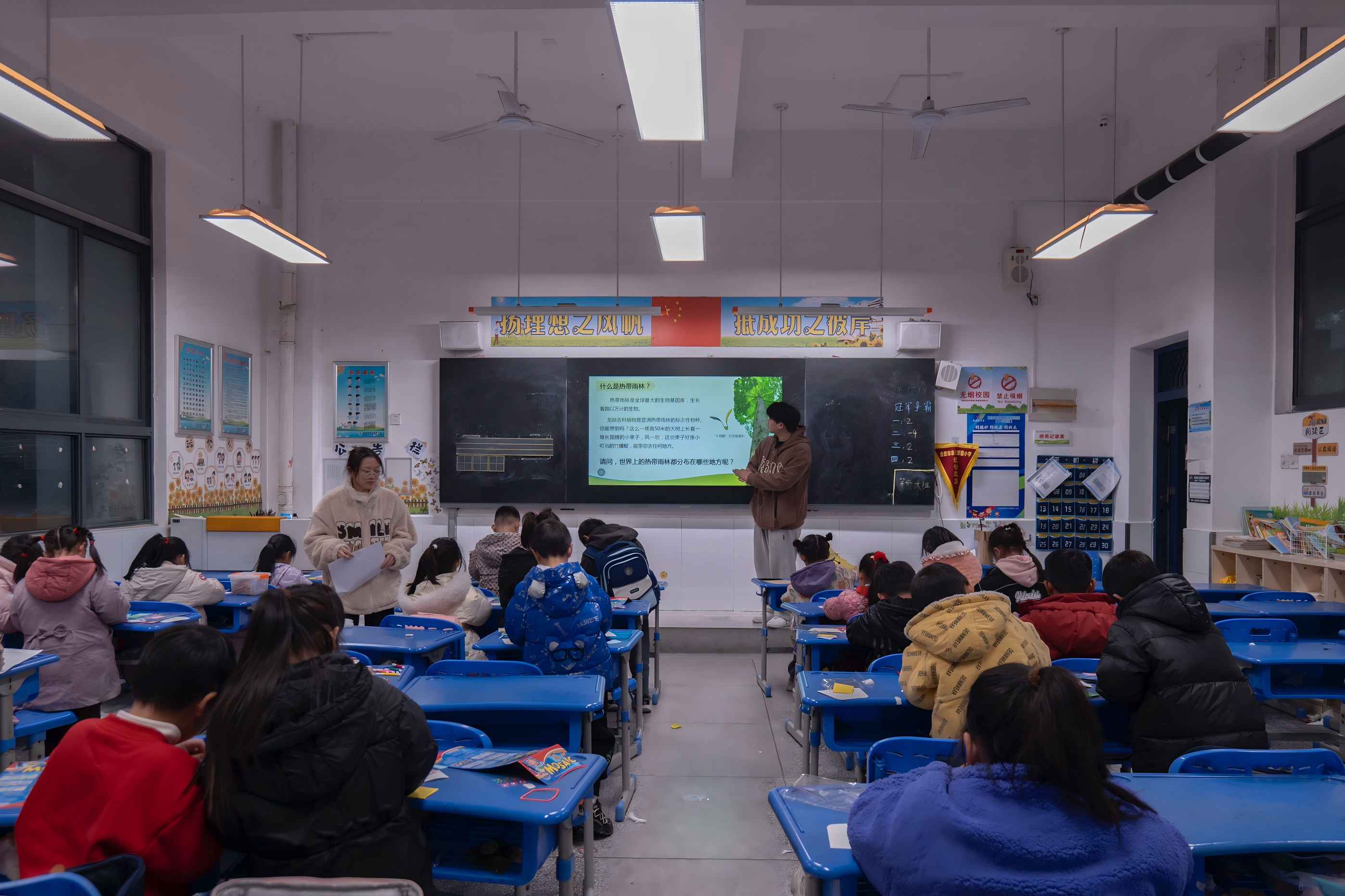 ��̽�����֣����o��Ȼ����������������־Ը��������M�Ϸ��Ж|�@С�W