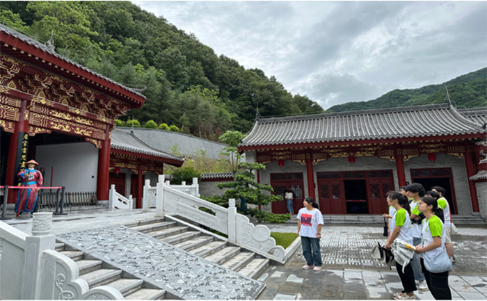 �ഺ�������l(xi��ng)�壬���B(y��ng)�؎X�ٰl(f��)չ