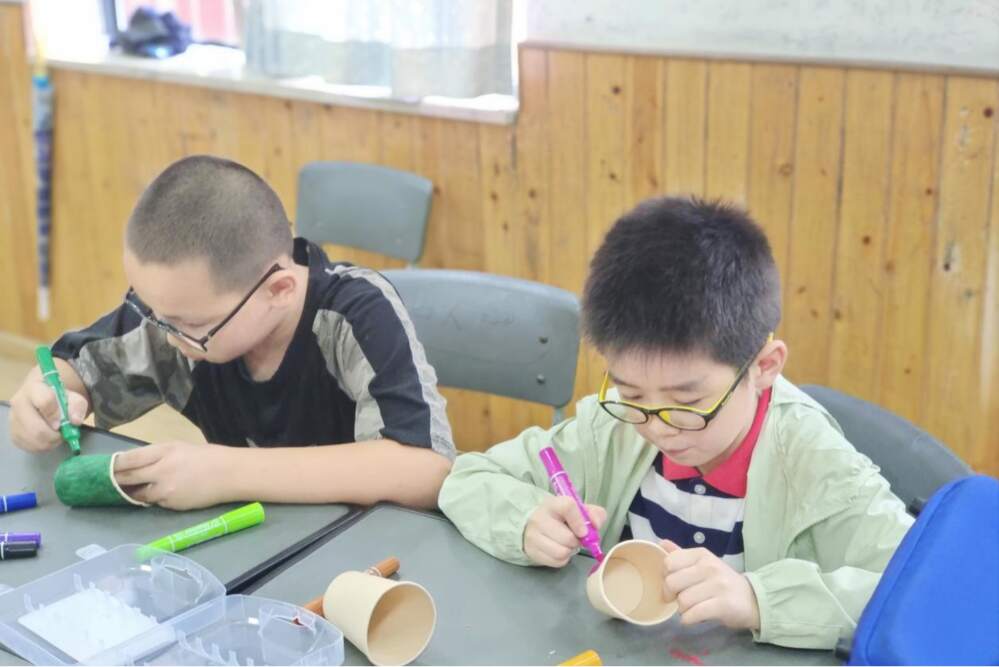 ��������������