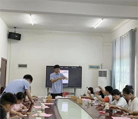 ��ˇ�ġ�־Ը�߷��ՈF���l֧�̷��z��Ⱦ