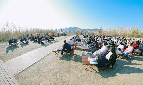 �����l(f��)����ʮ�ǰ���ǧ���f�ˡ���W����ļ����