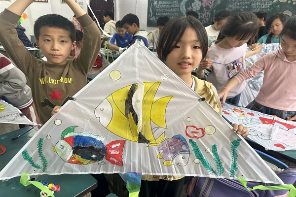 ������˼����S�Lͯ�ꡪ���x���f(xi��)��֧�̲�������С�W(xu��)�_չ������(ji��)��ɫ�n�û��