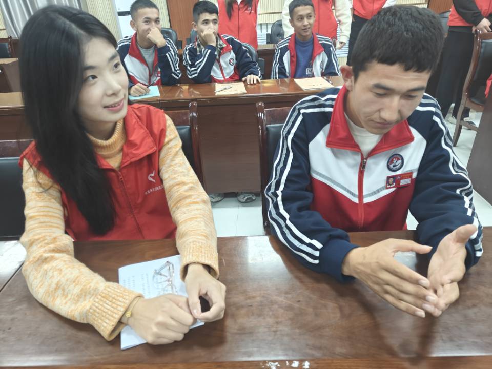 ����ľ��W(xu��)ˮ���c�������̌W(xu��)Ժ�v����ͨԒ��(sh��)�`�F(tu��n)�_(k��i)չ���}�v��