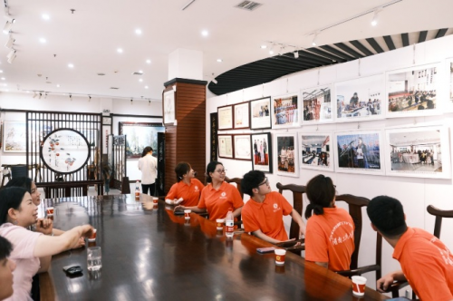 �Cᘞ�P�L���ģ���һ��ֻ��һ���¡������C����