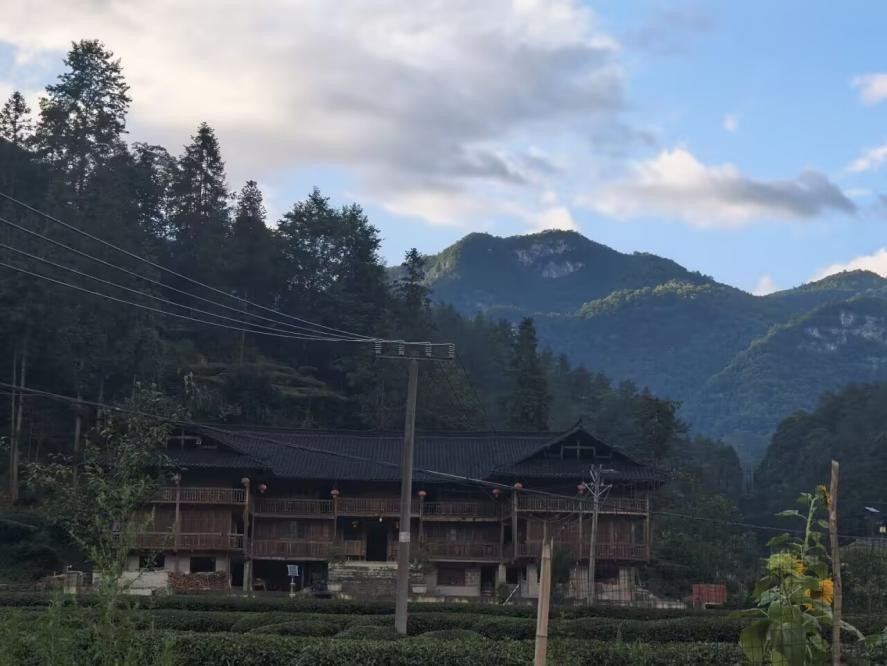 �ഺ����������կ�¾������I�R�^����ɽˮ����