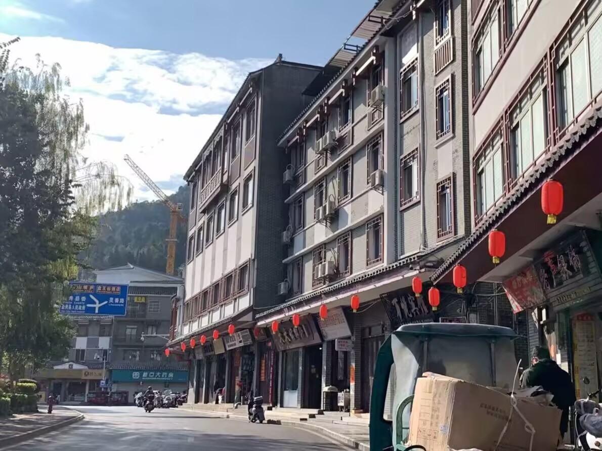 �V������W�Ӻ��ٌ��`�У��L���z�����ˣ��V���C��ƪ��