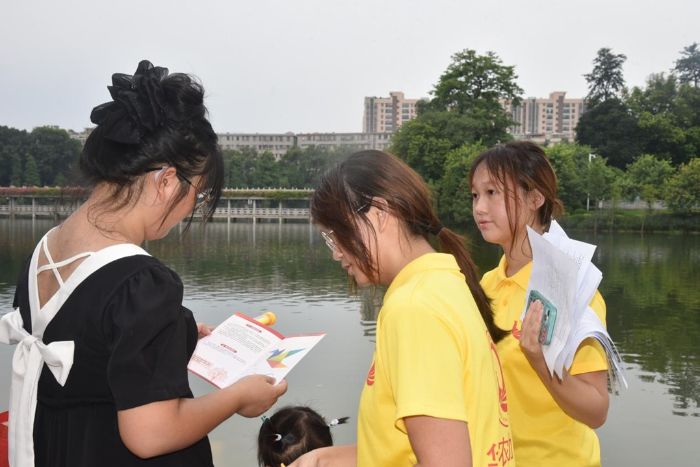 f8cf9355a9bb989c87ec7cbbdfe25549