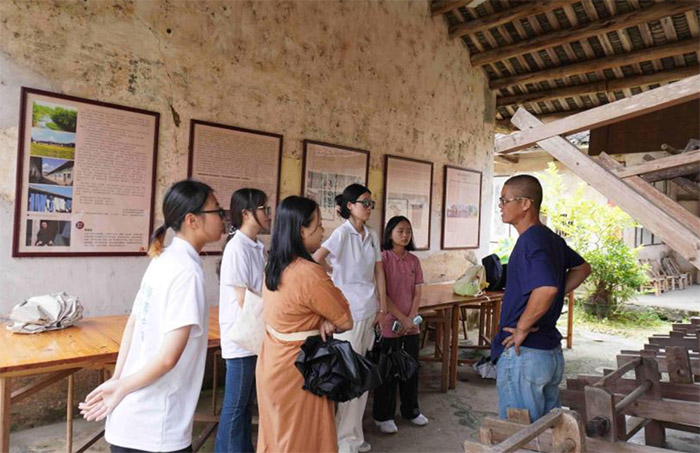 ���^�z��Ⱦ���{���壬�������l���������}