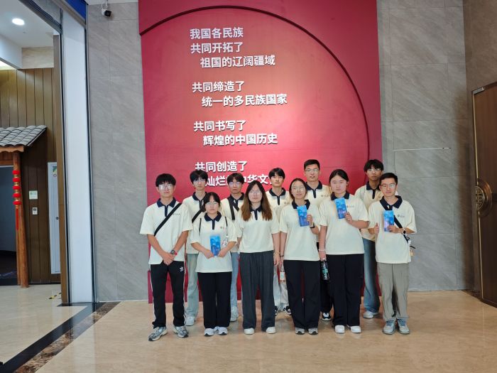 �L����W(xu��)���`꠸��F��̽���������}���s�m(x��)�tɫ����