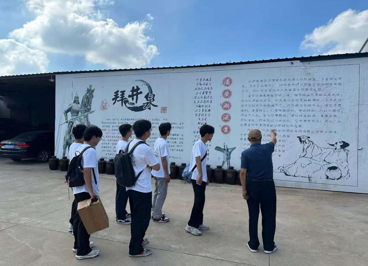 �ŷ����}ᄼ�ᄣ��¼�ѭ�G�d�l(xi��ng)��  �����˰����ƘI(y��)���F�ԾGɫ��������l(xi��ng)�����d�l(f��)չ