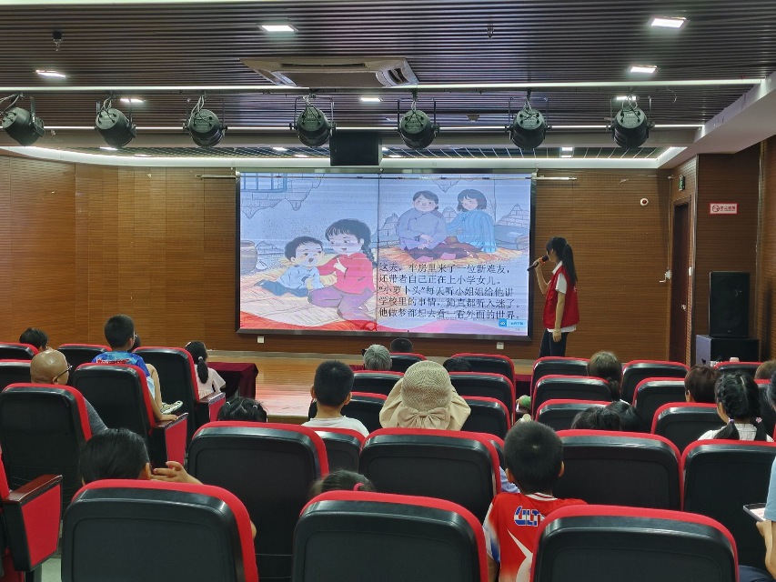 �Ϸ��׌�־Ը������M��^���tɫ�Ļ���ͯ��