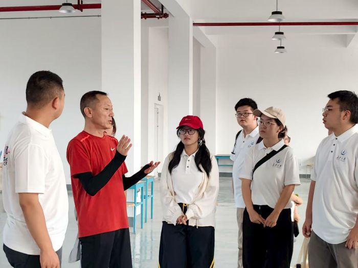 �ഺͦ��|�L�pɽ���㣬��lչ֮��