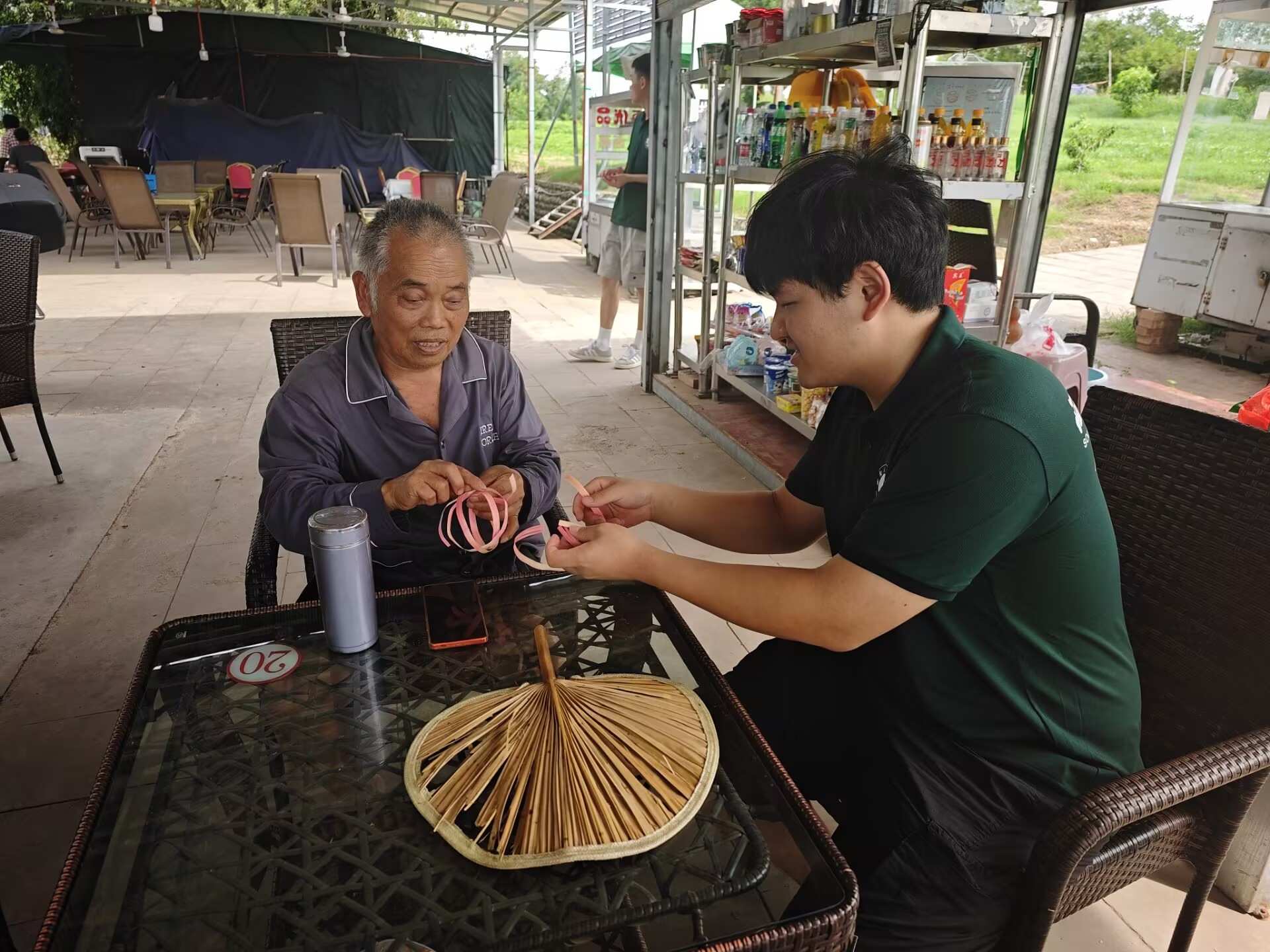 н���������������`꠸�협c�^��ƺկ�徰�^ �_չ���z�̌W���