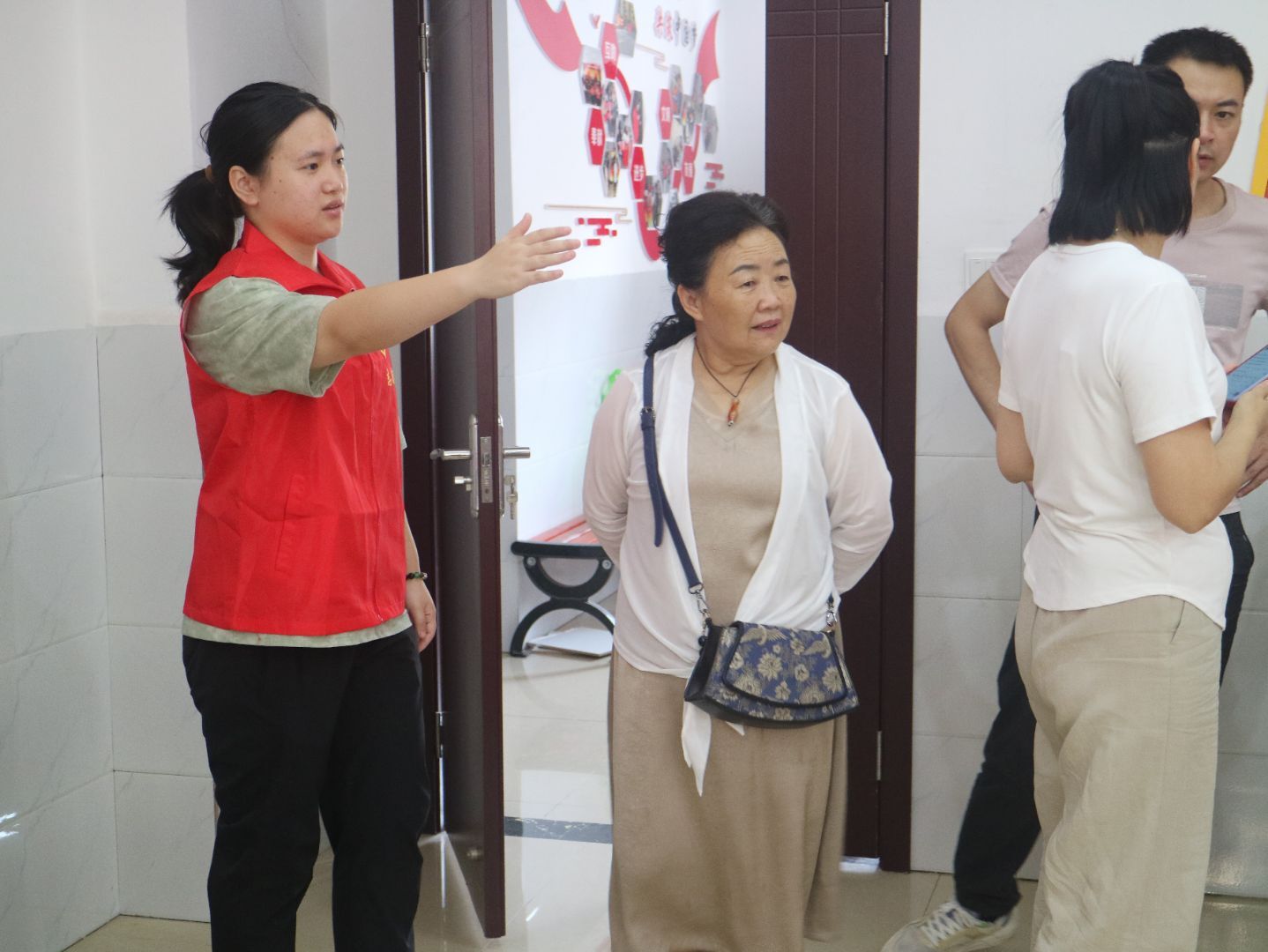 �����t�WԺ�W�ӹ��A�У�����ů���� �����oɣ��