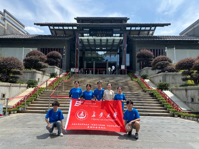 ��ɽ���E����ģ���퍂����`ʹ��|�L����W(xu��)�������Lɳ����´�ǻ�����퍡��ഺ���Eҫ�t�족����������`�ǰ��������ɽë�ɖ|�ʾ��_չ������`