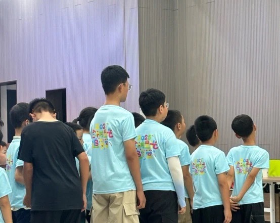 �����赸�n�ã�ˇ�g֮���`����ͯ��q��