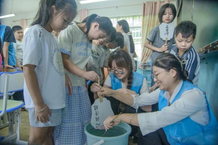 �ഺ���睙ͯ�� ��֧��ů�l(xi��ng)��